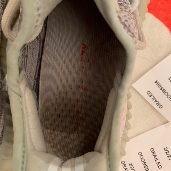 Yeezy v2 adidas blue tint size 7 main image 14
